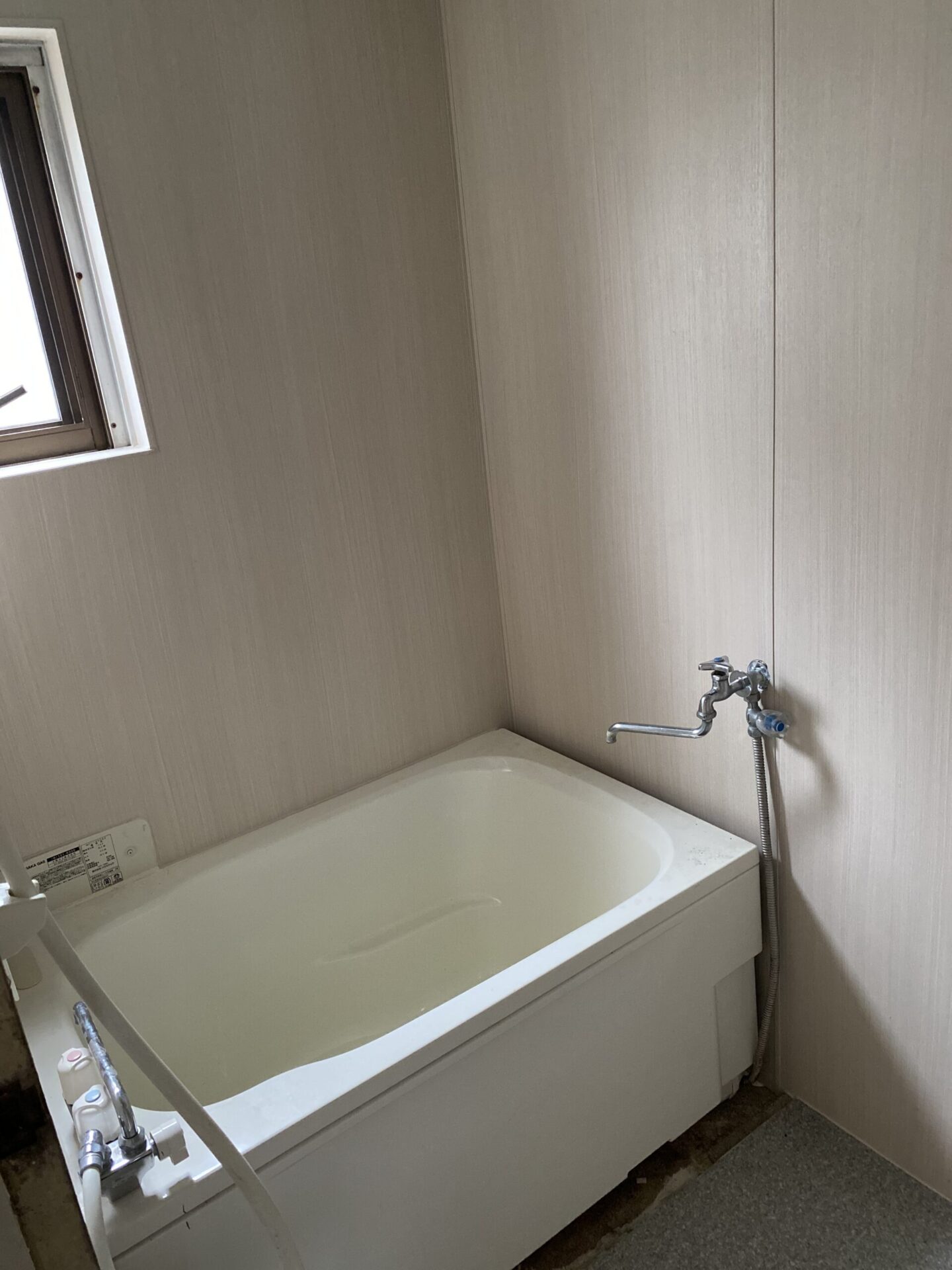 【兵庫県西宮市】 浴室パネル